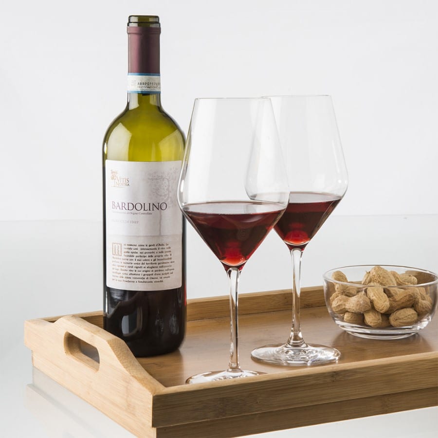 Bardolino wine