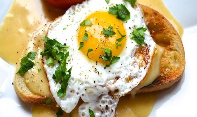 Welsh egg rarebit