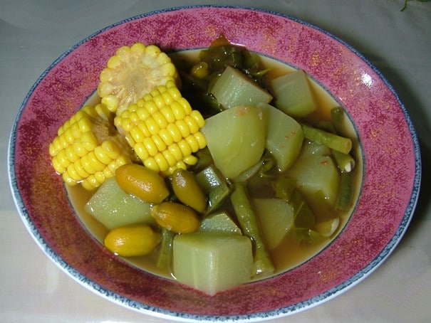 sajoer asam