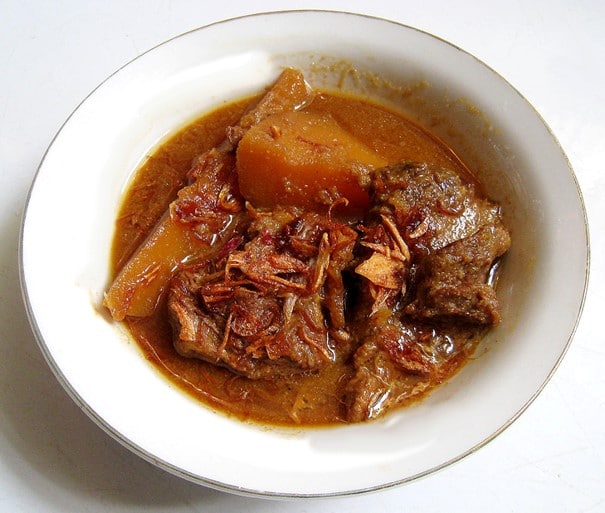 Semur (sup daging Indonesia)