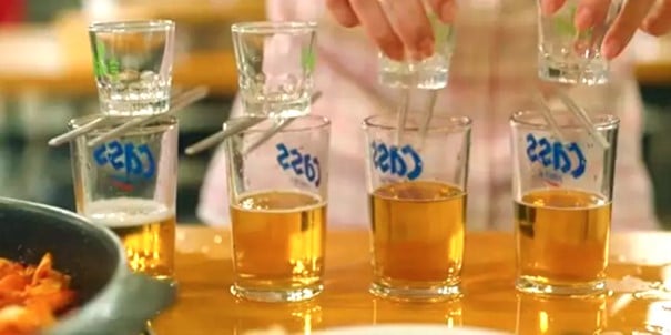 Preparation of Poktanju on chopsticks