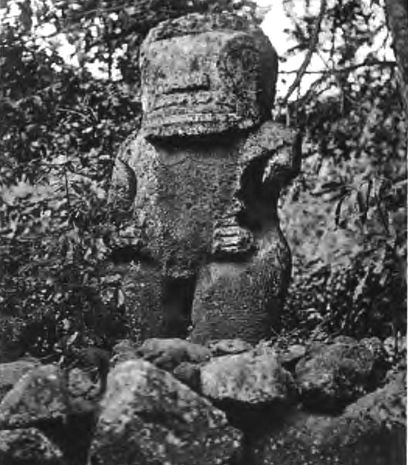 Sculpture tiki en pierre