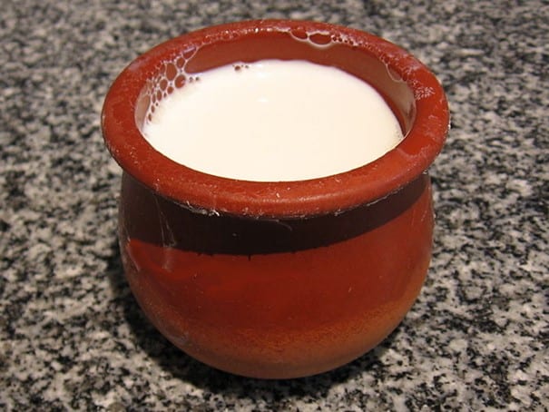 Cuajada in its glazed earthenware pot