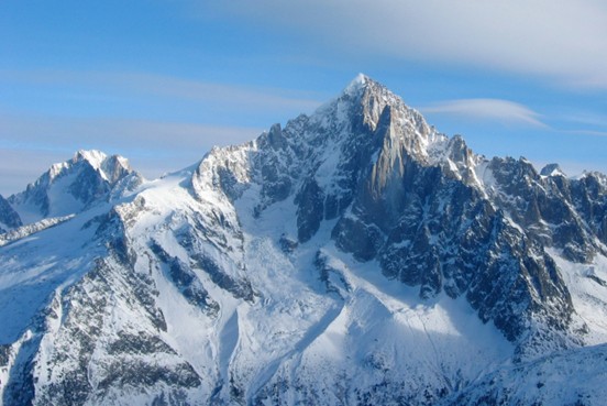 L'Aiguille Verte du massif du Mont-Blanc