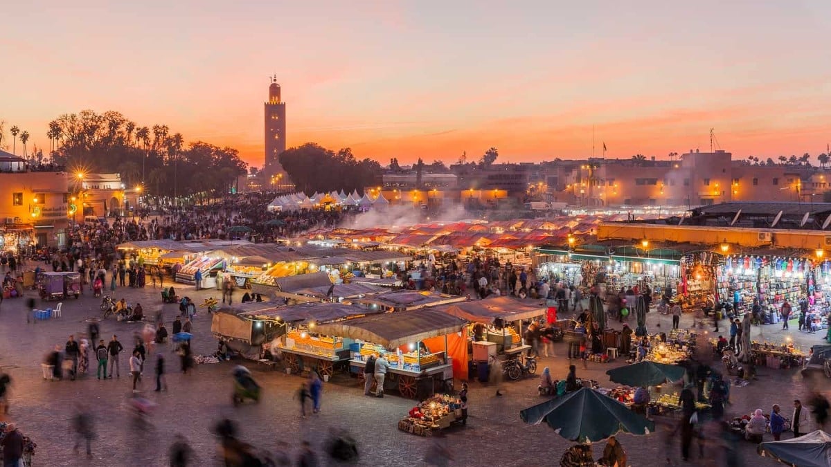 Marrakech et sa place Jemaa el-Fna