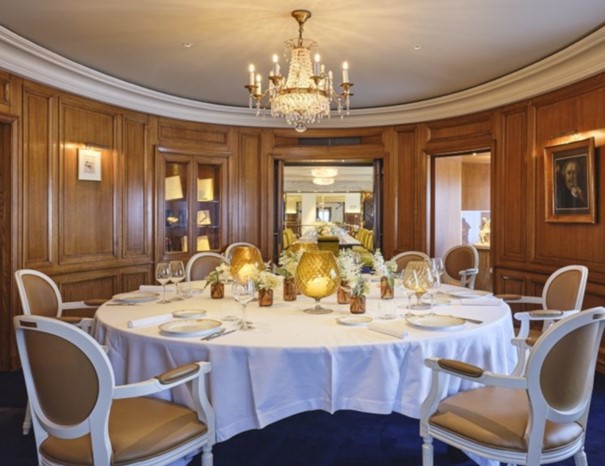 The Goncourt lounge on the first floor of the Drouant restaurant