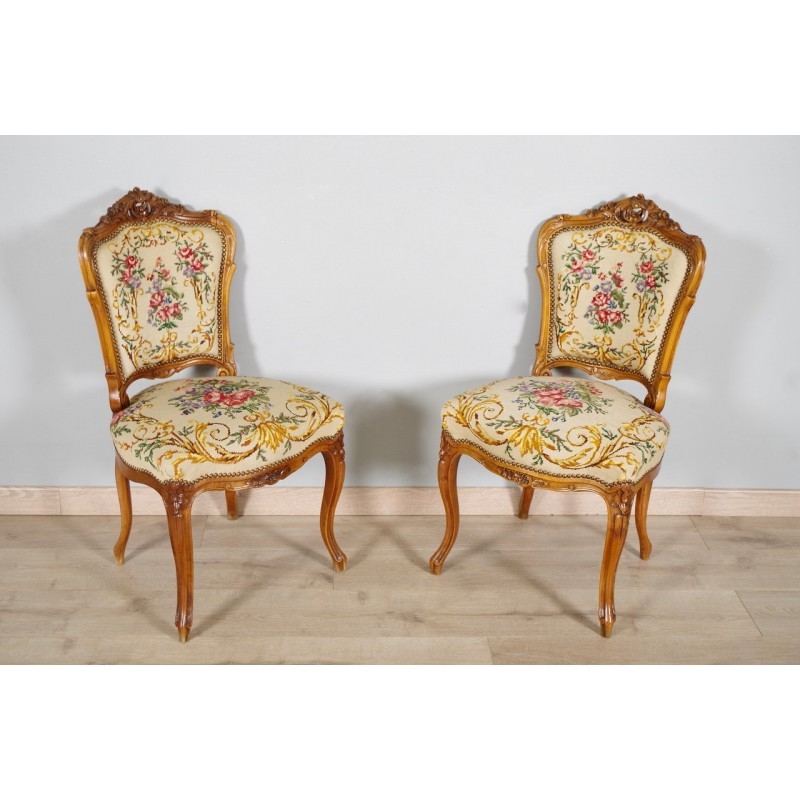 Paire de chaises de style Louis XV