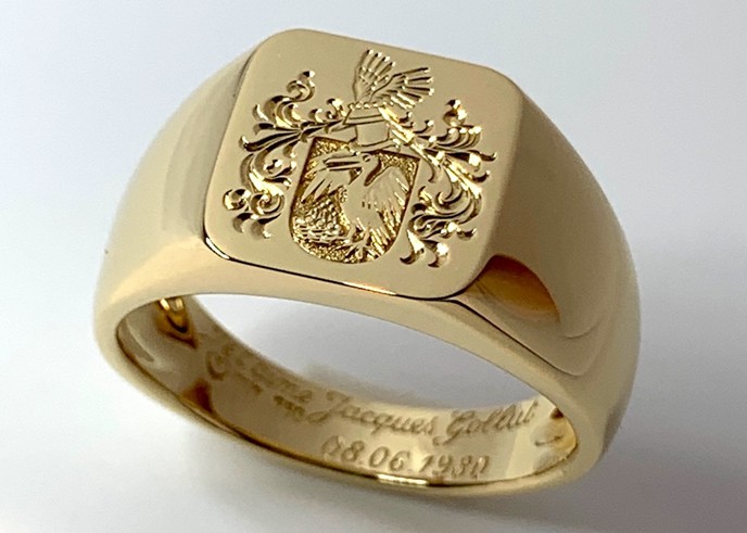 Bague chevalière en or