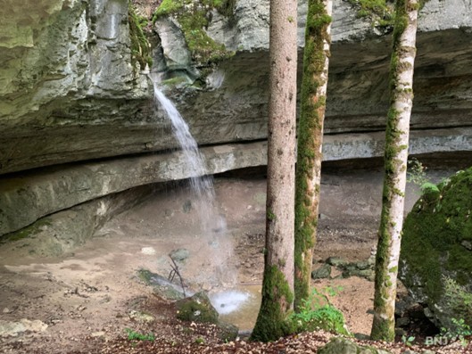 Bief de Vautenaivre dans le Jura français