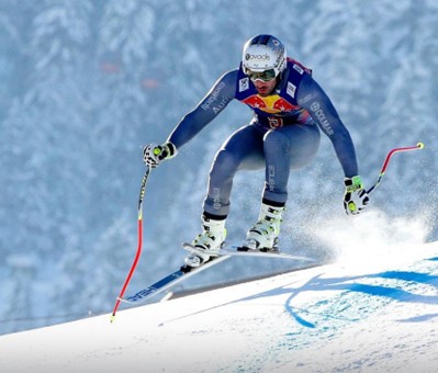 Un skieur