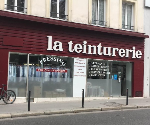 Une teinturerie à Paris